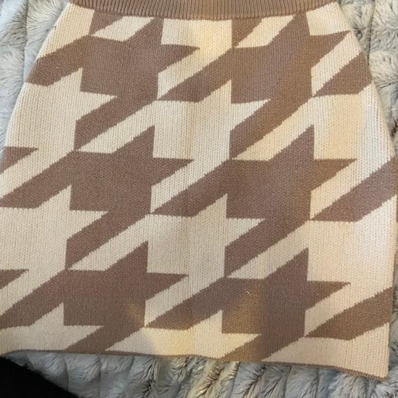 4th & Reckless Women's Nude Houndstooth Knitted, Size XXS - New with Tags - Picture 3 of 6